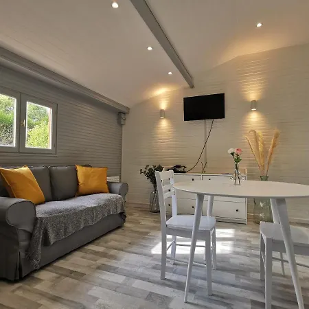 Chalet A 10 Minutes De Reims Prouilly Exterior foto